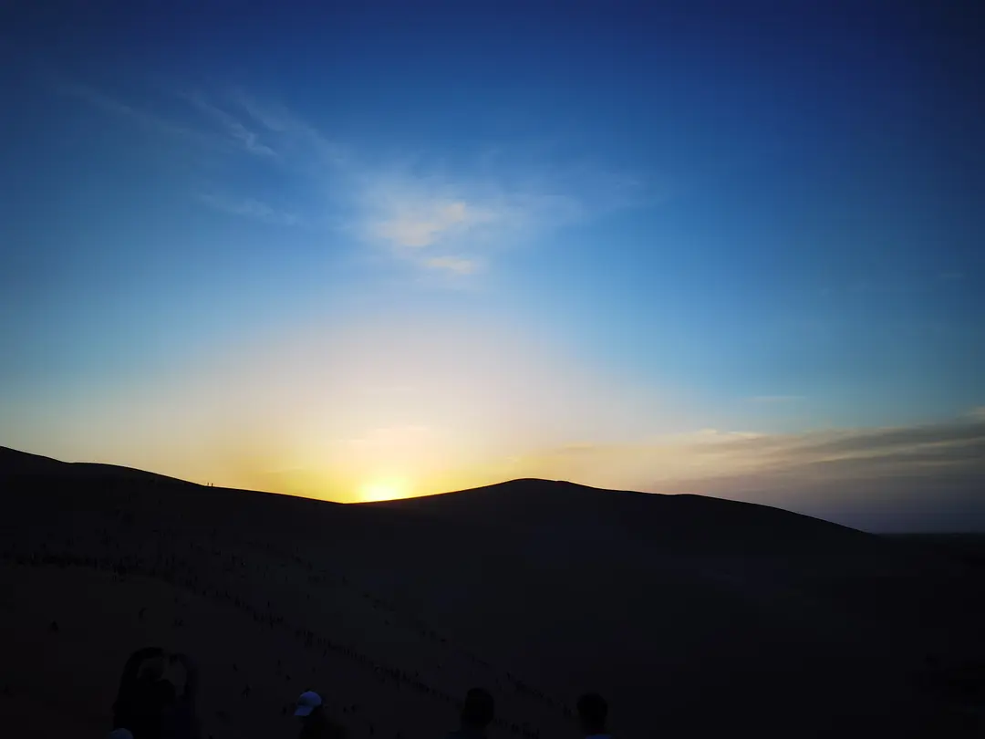 甘肅敦煌夏季汽車(chē)空調(diào)使用時(shí)要注意什么？