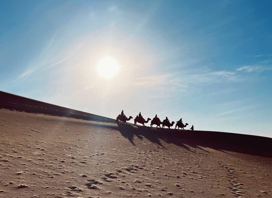 敦煌租車公司教你租車時(shí)驗(yàn)車的技巧