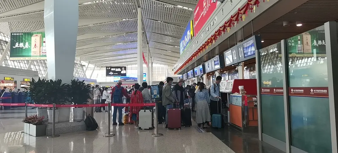 敦煌逐西租車旅游動(dòng)態(tài)：蘭州到敦煌怎么走好？蘭州到敦煌交通方式選擇