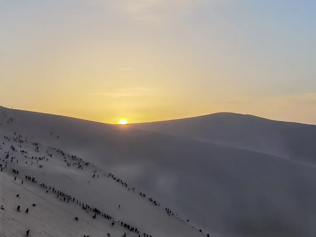 長(zhǎng)期租車多少錢？敦煌年租租車費(fèi)用