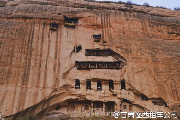 從西寧包車到蘭州，沿途能停塔爾寺嗎？  