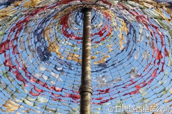 甘肅包車(chē)游，午餐一般怎么解決？司機(jī)一起吃飯嗎？  